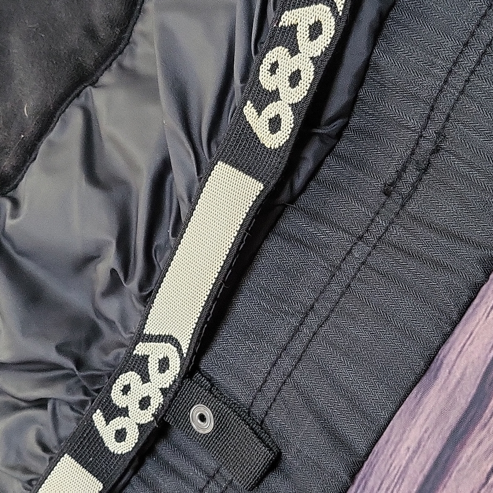 686 ski jacket - Picture 13 of 16